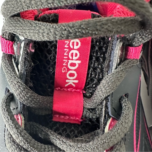Reebok Quickchase Pink Black Womens Running Athletic Shoes - Picture 6 of 16